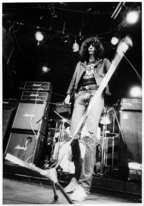 Joey Ramone, CBGB's 1977