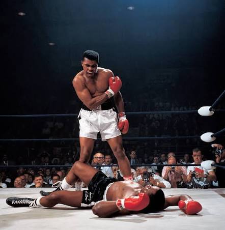 Muhammad Ali vs. Sonny Liston II, 1965