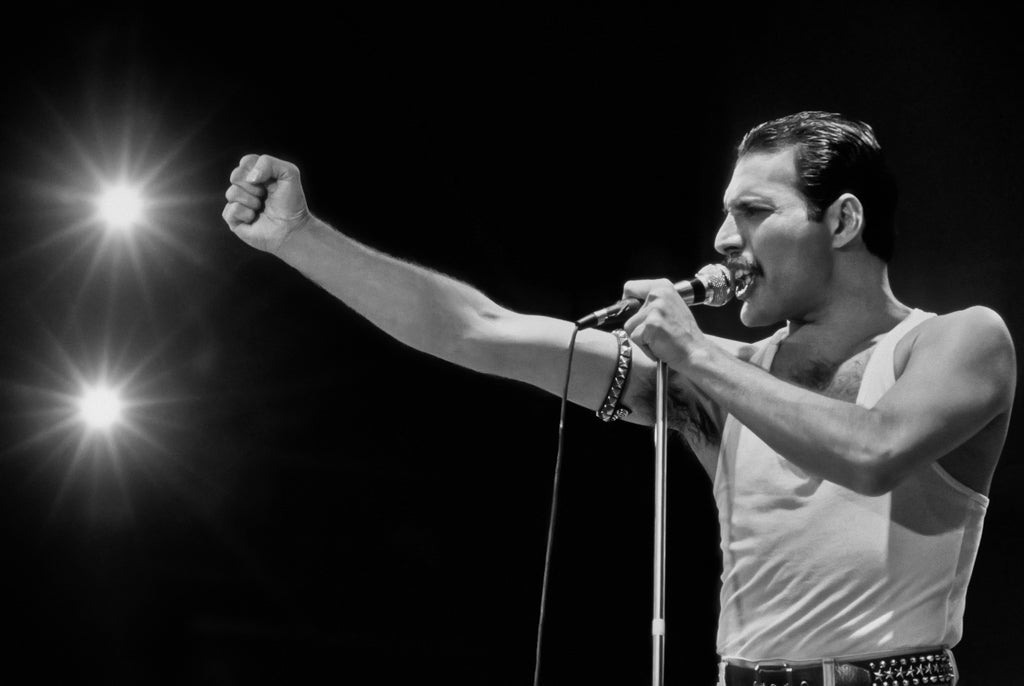 Freddie Mercury, Queen, 1985, B&W