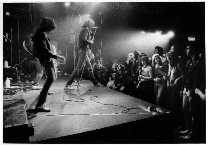 Ramones, CBGB's 1977
